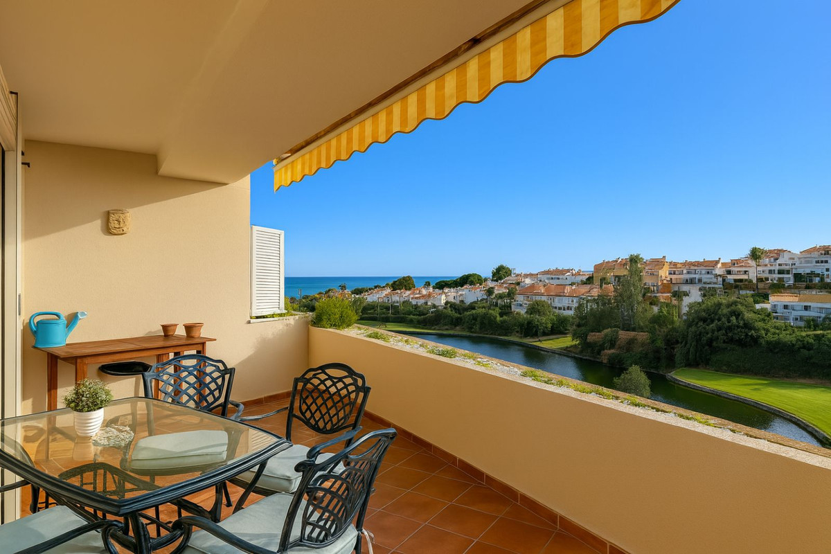 4 Bed Townhouse for sale in Rincón De La Victoria Costa Del Sol East, Málaga, Spain