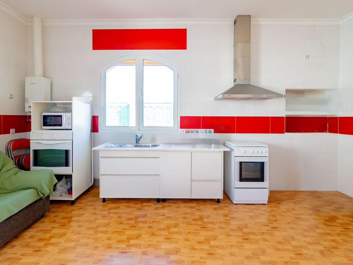 Se vende Villa - Chalet de 4 dormitorios en Málaga, Málaga, España