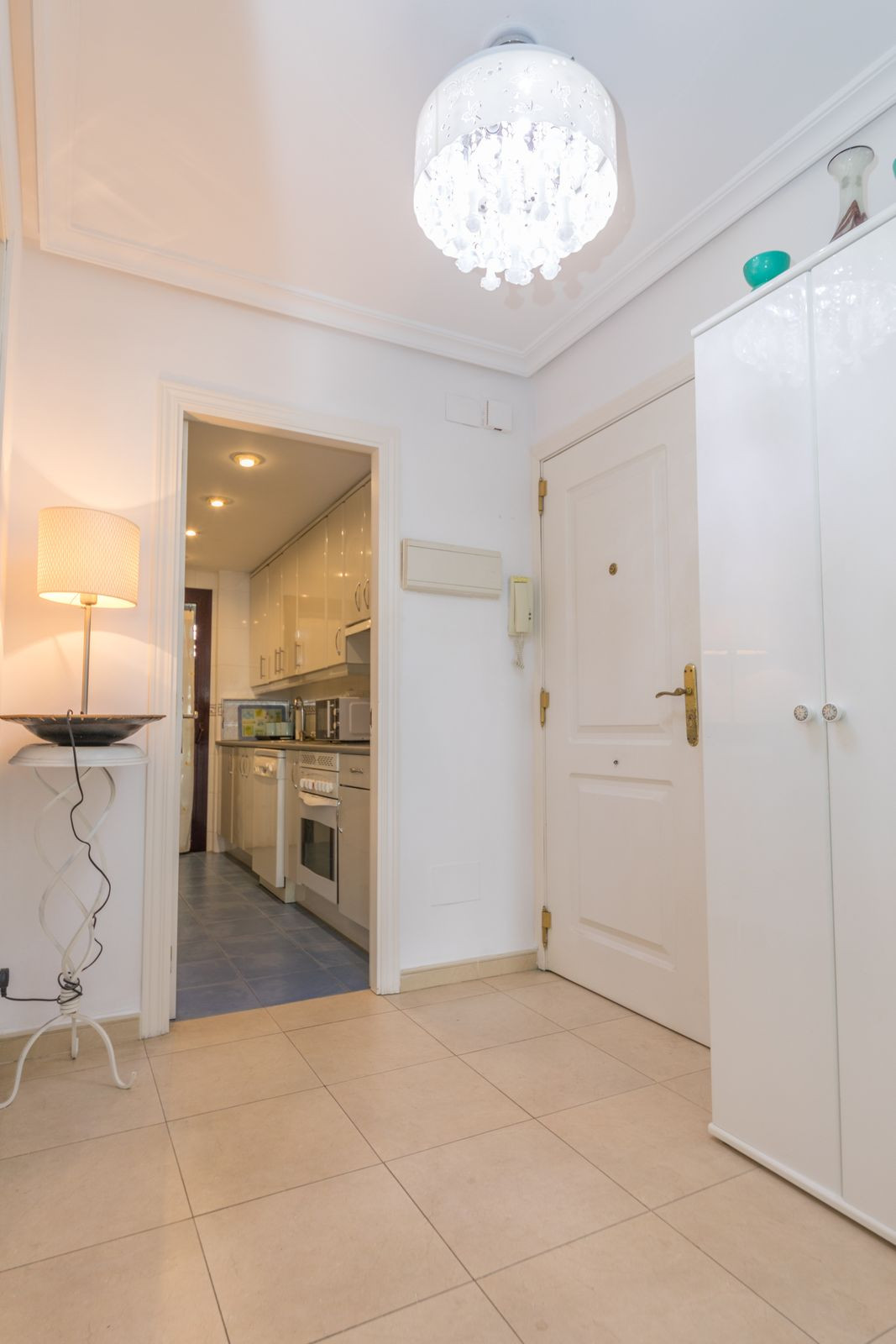 Se vende Apartamento Planta Media de 2 dormitorios en Costa Del Sol, Málaga, España