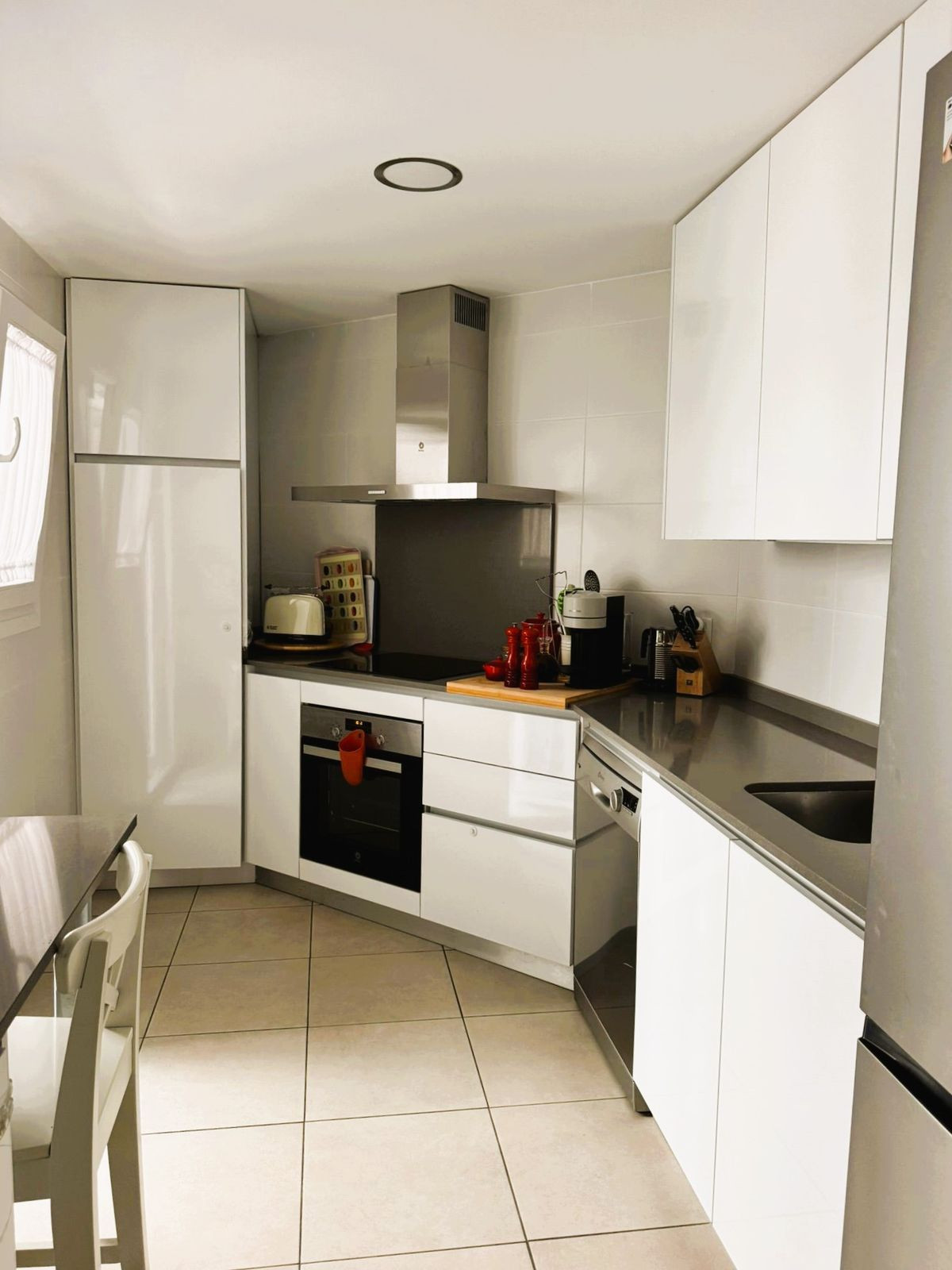 3 Bed Apartment for sale in La Campana Costa Del Sol, Málaga, Spain