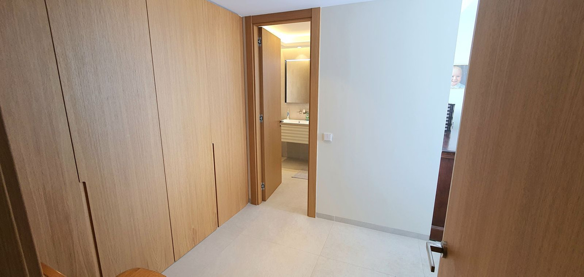 3 Bed Apartment for sale in La Quinta Costa Del Sol, Málaga, Spain