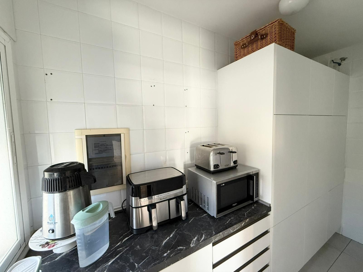 Se vende Villa - Chalet de 5 dormitorios en Costa Del Sol, Málaga, España