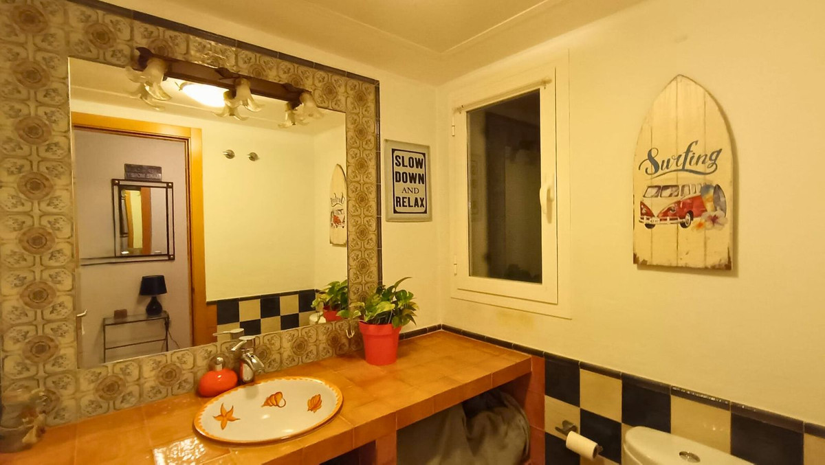 5 Bed Townhouse for sale in Punta Chullera Costa Del Sol, Málaga, Spain