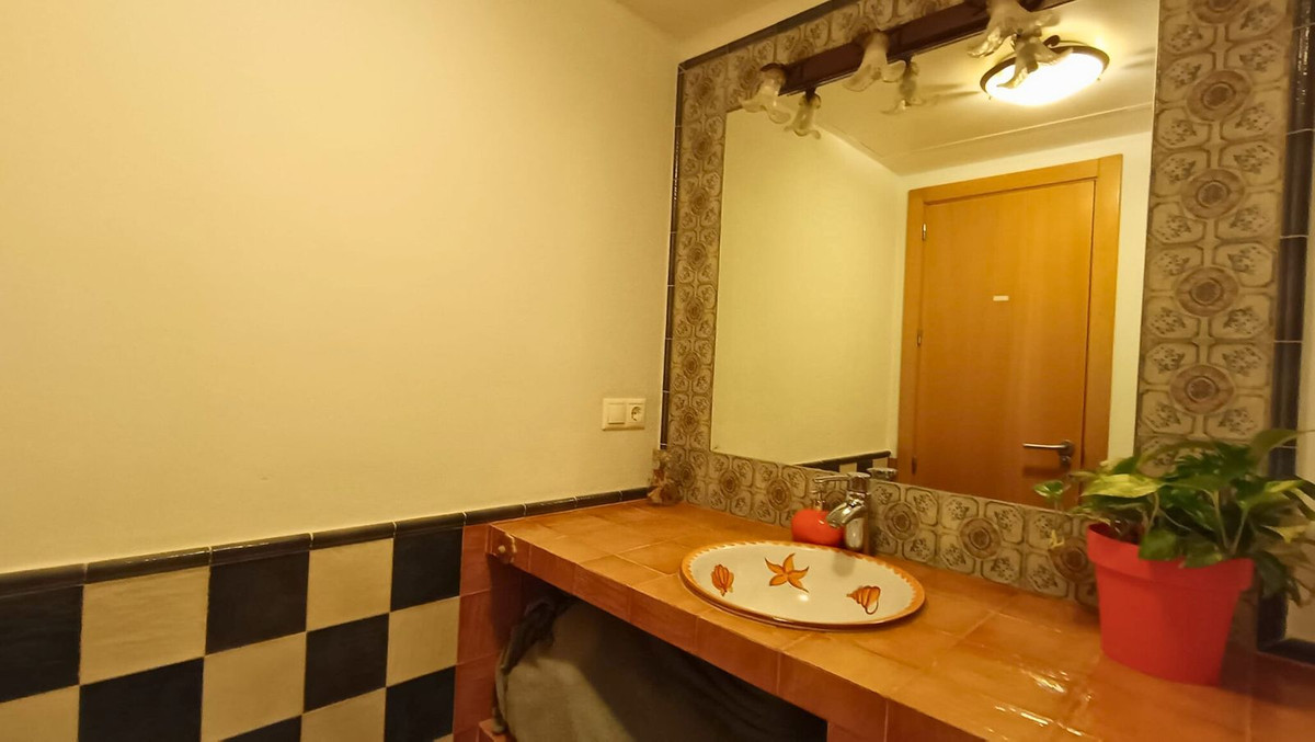 5 Bed Townhouse for sale in Punta Chullera Costa Del Sol, Málaga, Spain