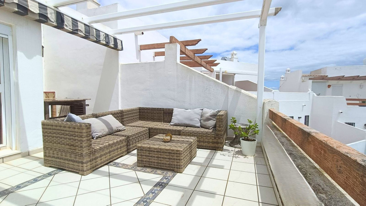 5 Bed Townhouse for sale in Punta Chullera Costa Del Sol, Málaga, Spain