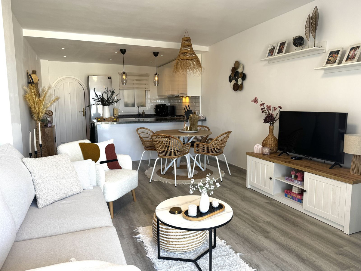 2 Bed Apartment for sale in Riviera Del Sol Costa Del Sol, Málaga, Spain
