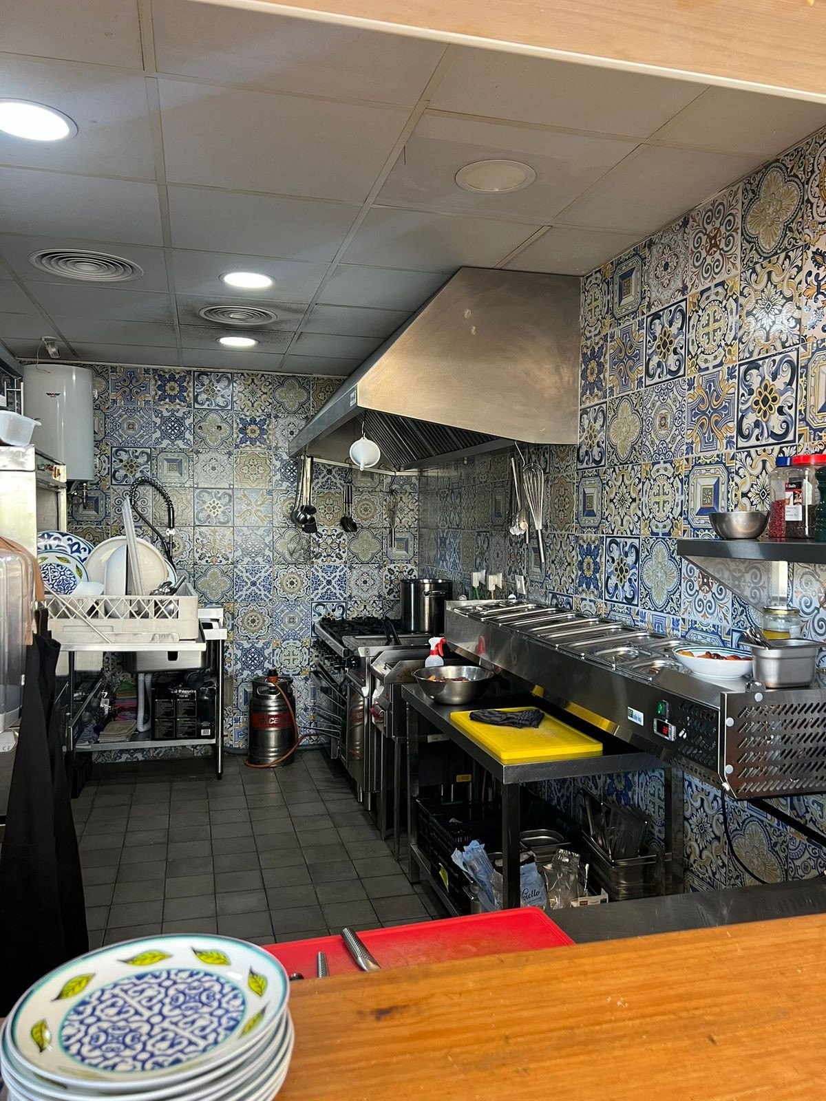 Se vende Restaurante  en Costa Del Sol, Málaga, España