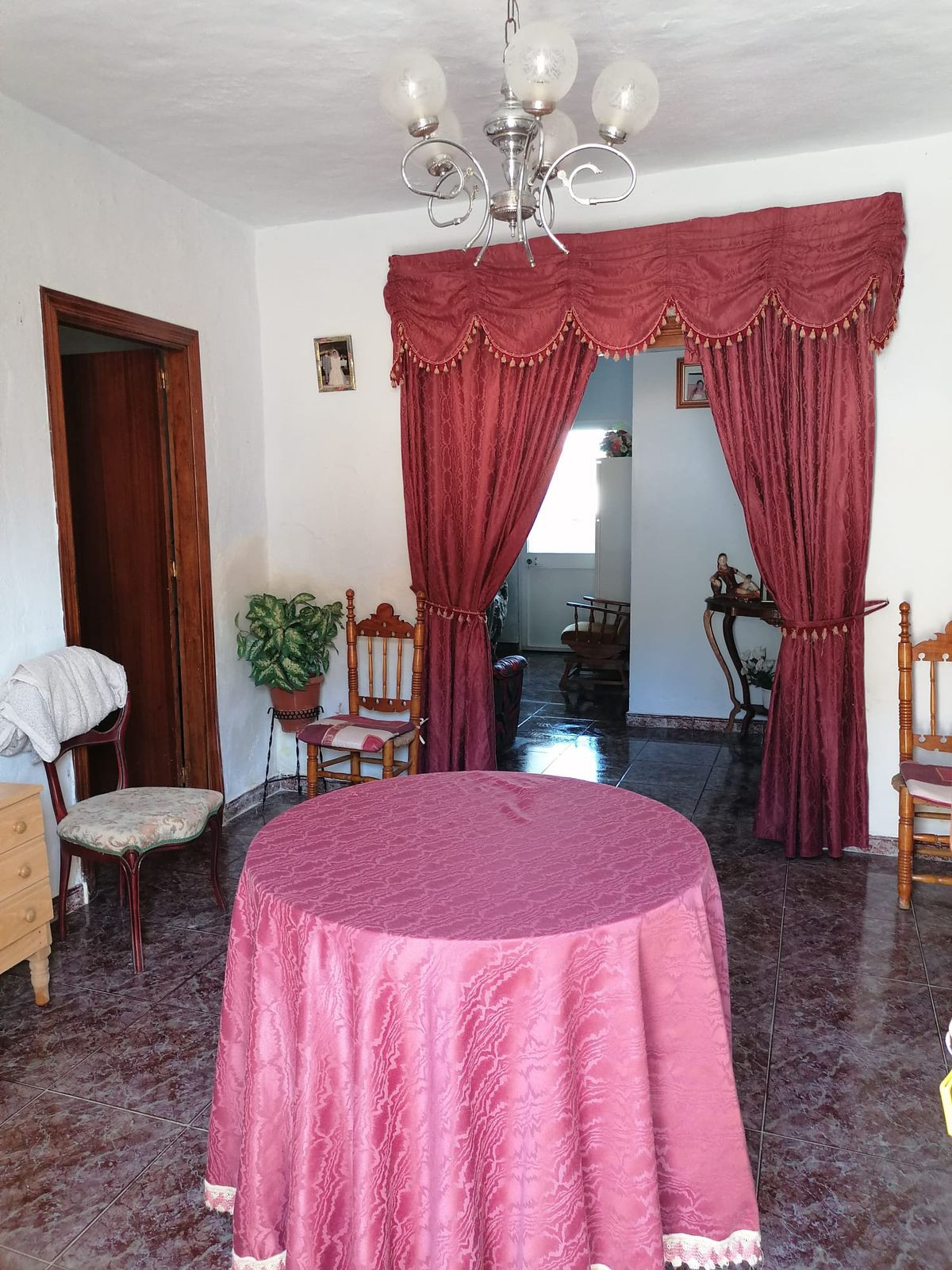 Se vende Villa - Chalet de 3 dormitorios en Costa Del Sol, Málaga, España