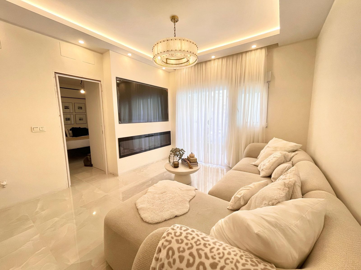Se vende Pareada de 2 dormitorios en Costa Del Sol, Málaga, España