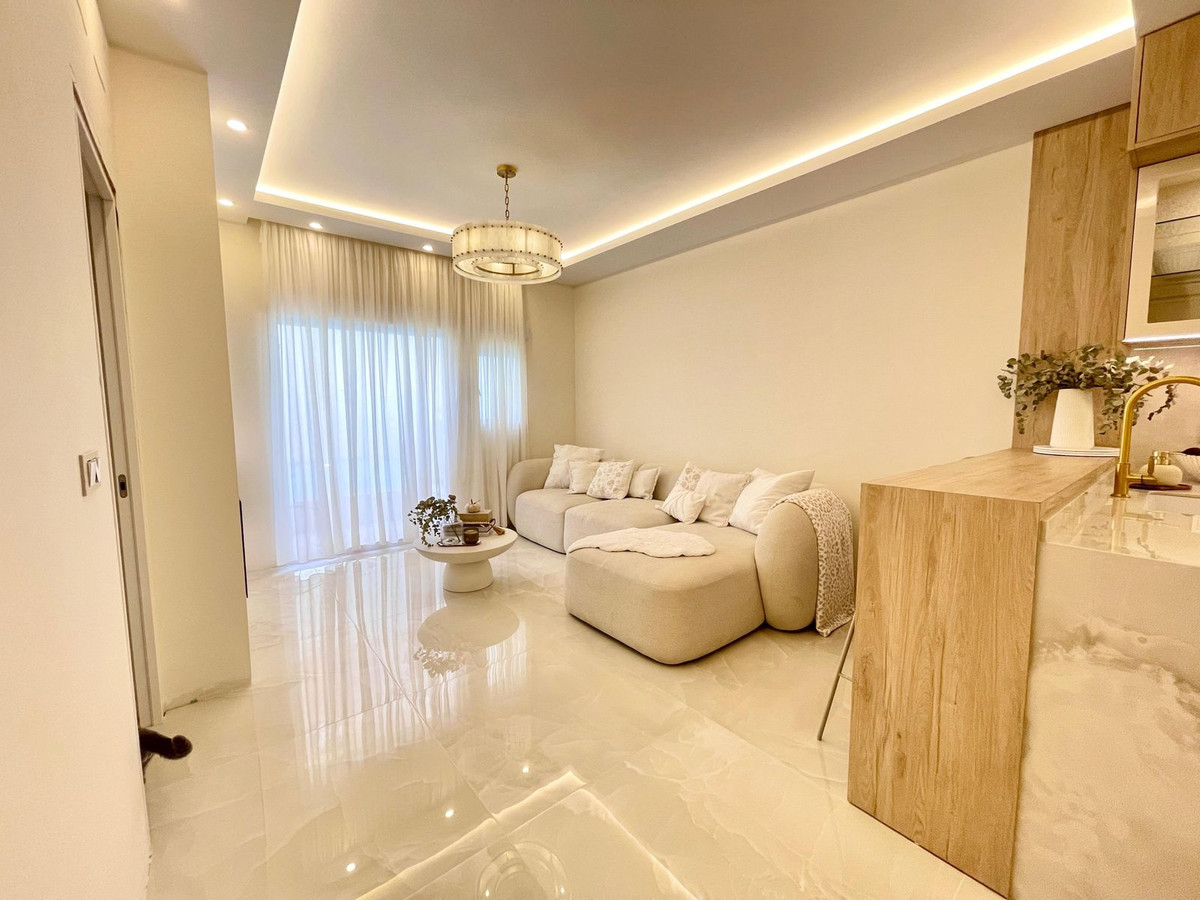 Se vende Pareada de 2 dormitorios en Costa Del Sol, Málaga, España