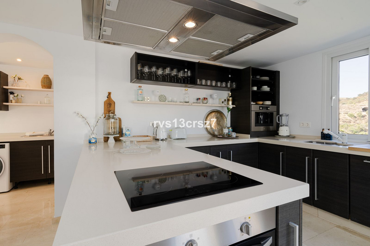 4 Bed Townhouse for sale in El Rosario Costa Del Sol, Málaga, Spain
