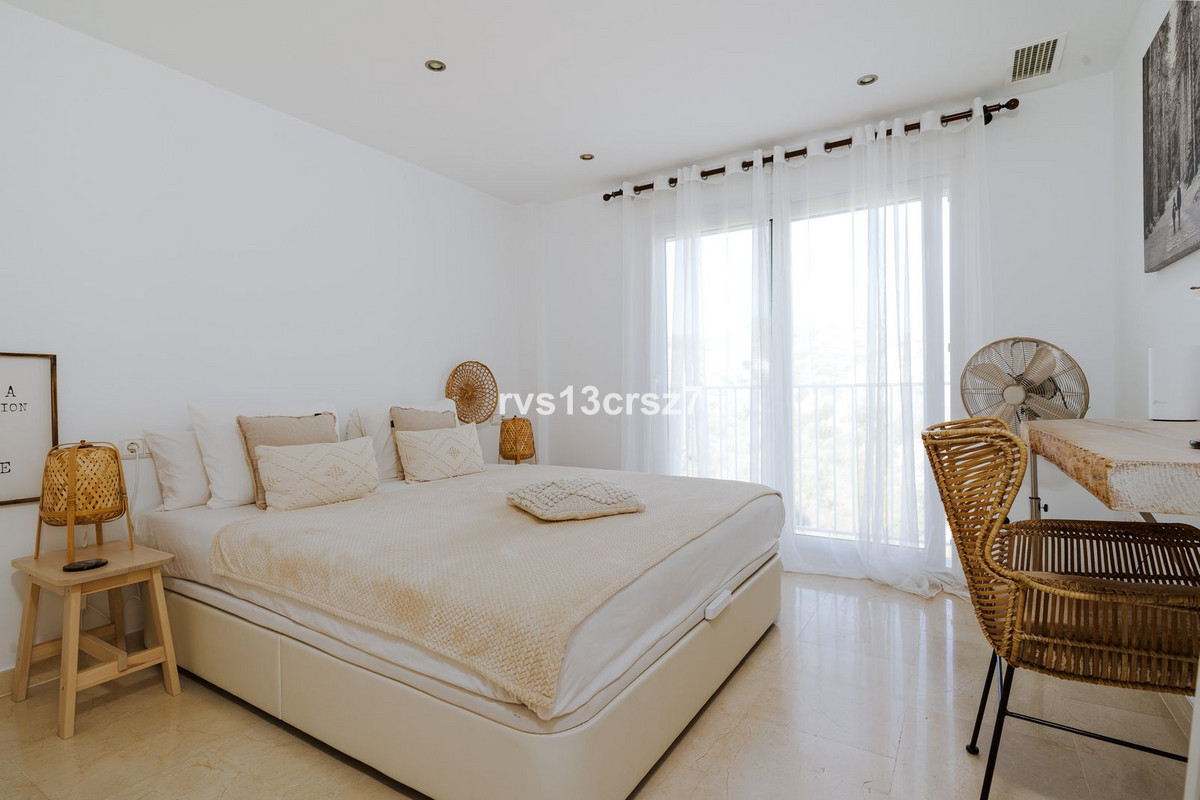 4 Bed Townhouse for sale in El Rosario Costa Del Sol, Málaga, Spain