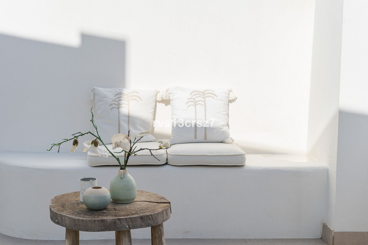 4 Bed Townhouse for sale in El Rosario Costa Del Sol, Málaga, Spain