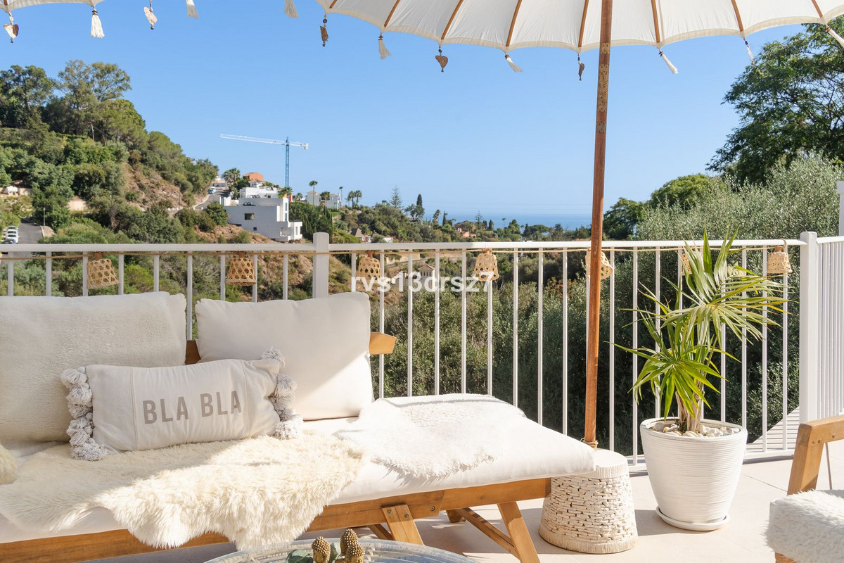 4 Bed Townhouse for sale in El Rosario Costa Del Sol, Málaga, Spain