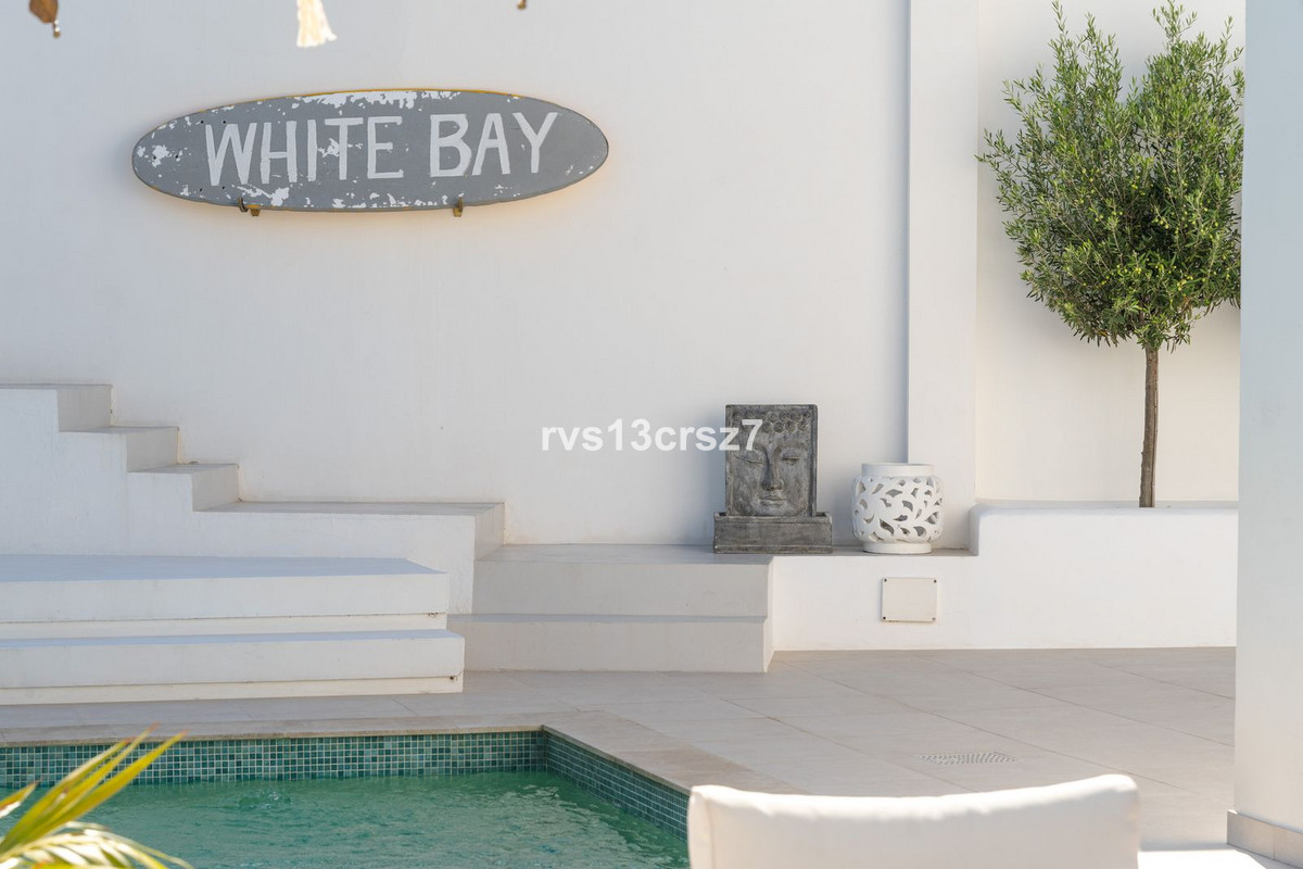 4 Bed Townhouse for sale in El Rosario Costa Del Sol, Málaga, Spain