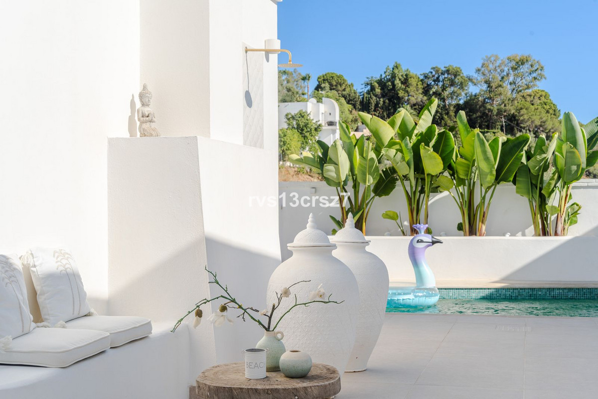 4 Bed Townhouse for sale in El Rosario Costa Del Sol, Málaga, Spain