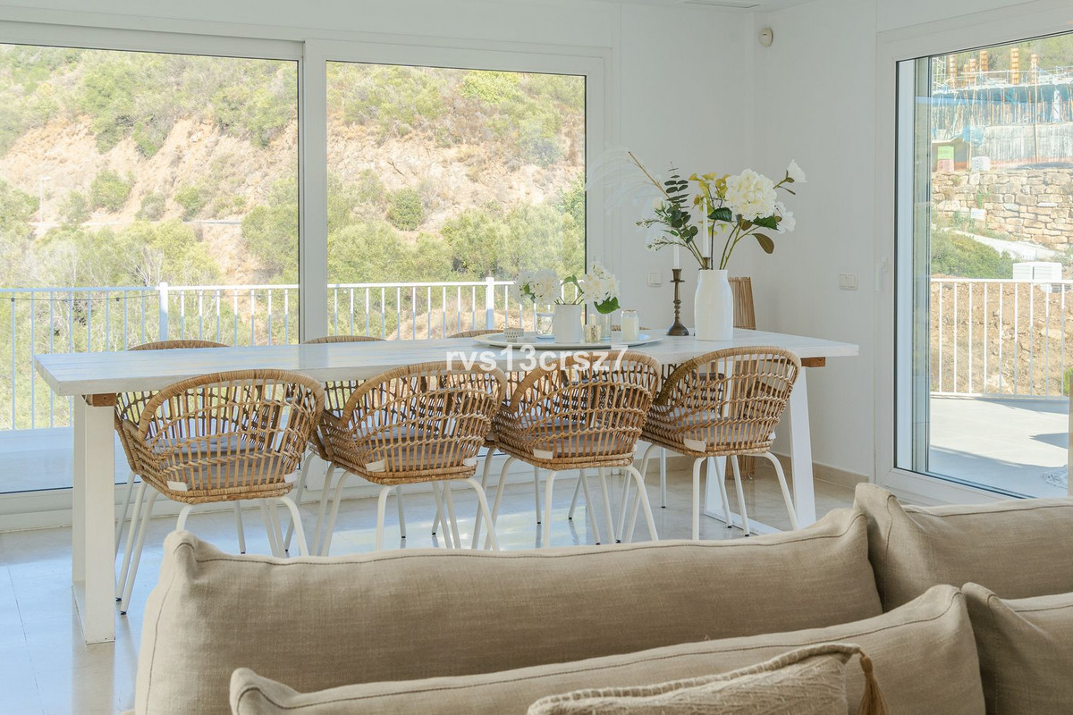 4 Bed Townhouse for sale in El Rosario Costa Del Sol, Málaga, Spain