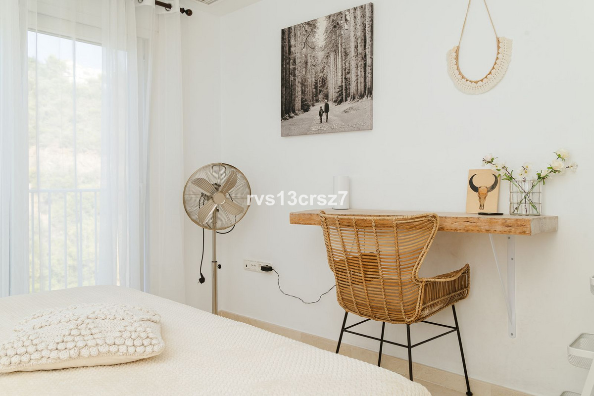 4 Bed Townhouse for sale in El Rosario Costa Del Sol, Málaga, Spain