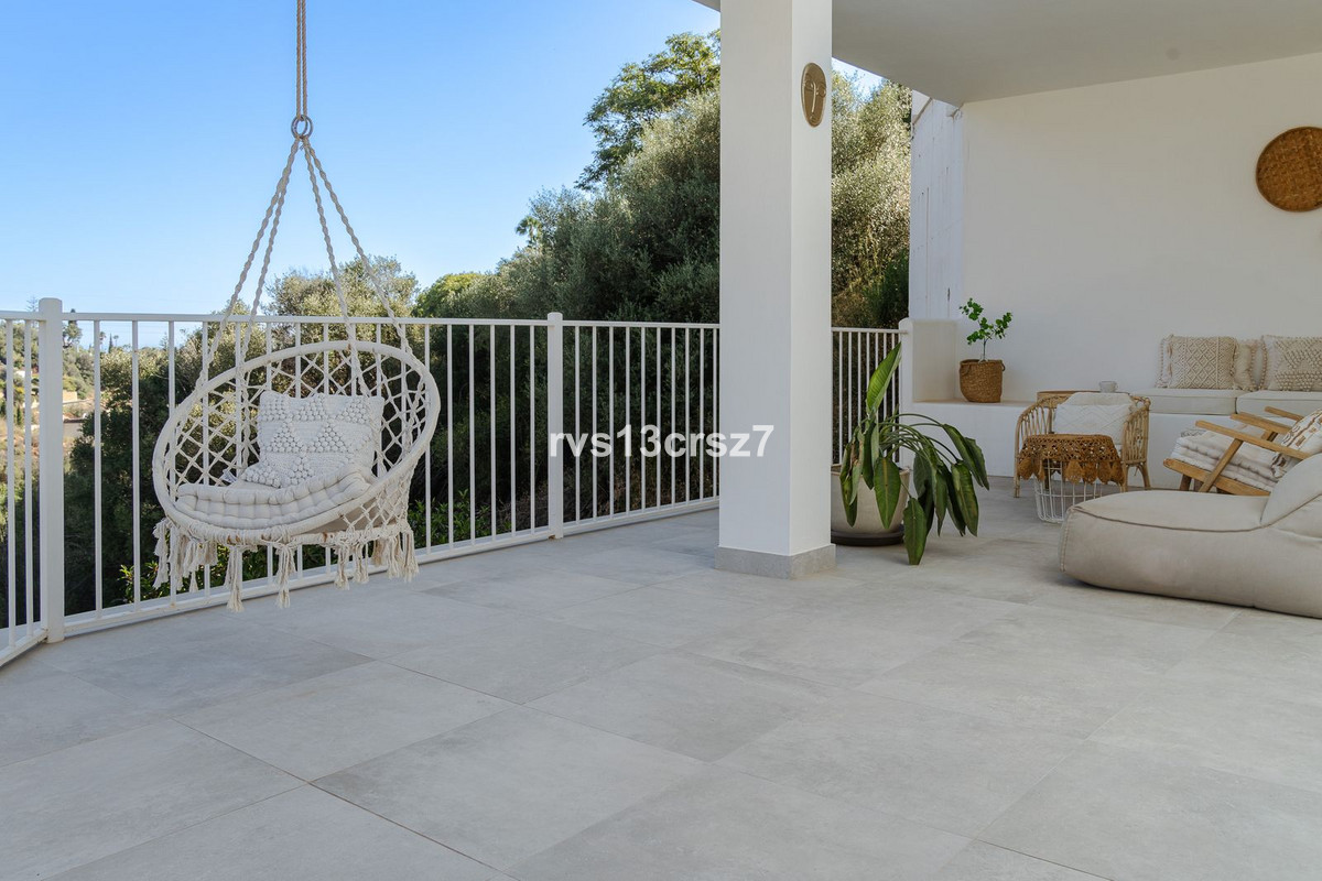 4 Bed Townhouse for sale in El Rosario Costa Del Sol, Málaga, Spain