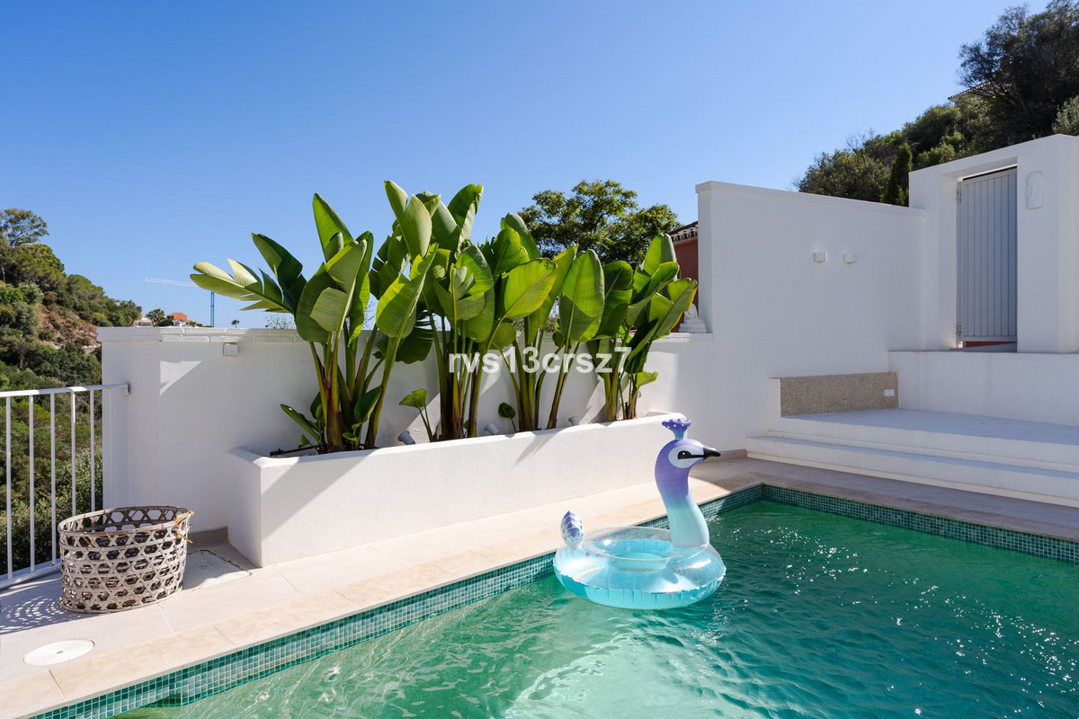 4 Bed Townhouse for sale in El Rosario Costa Del Sol, Málaga, Spain