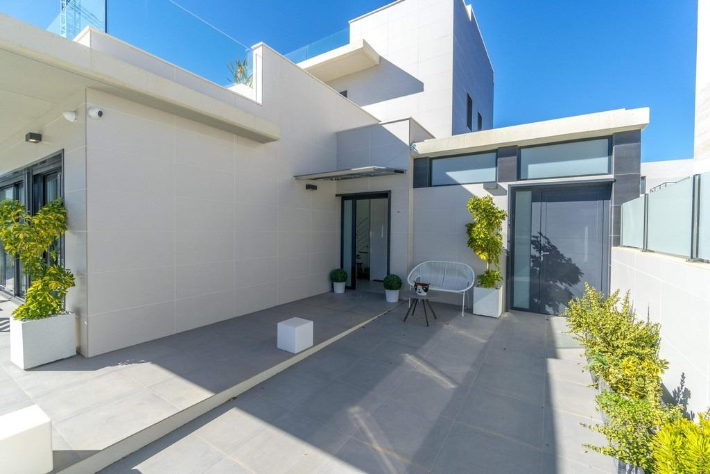 3 Bed Townhouse for sale in Campoamor Costa Blanca, Alicante, Spain
