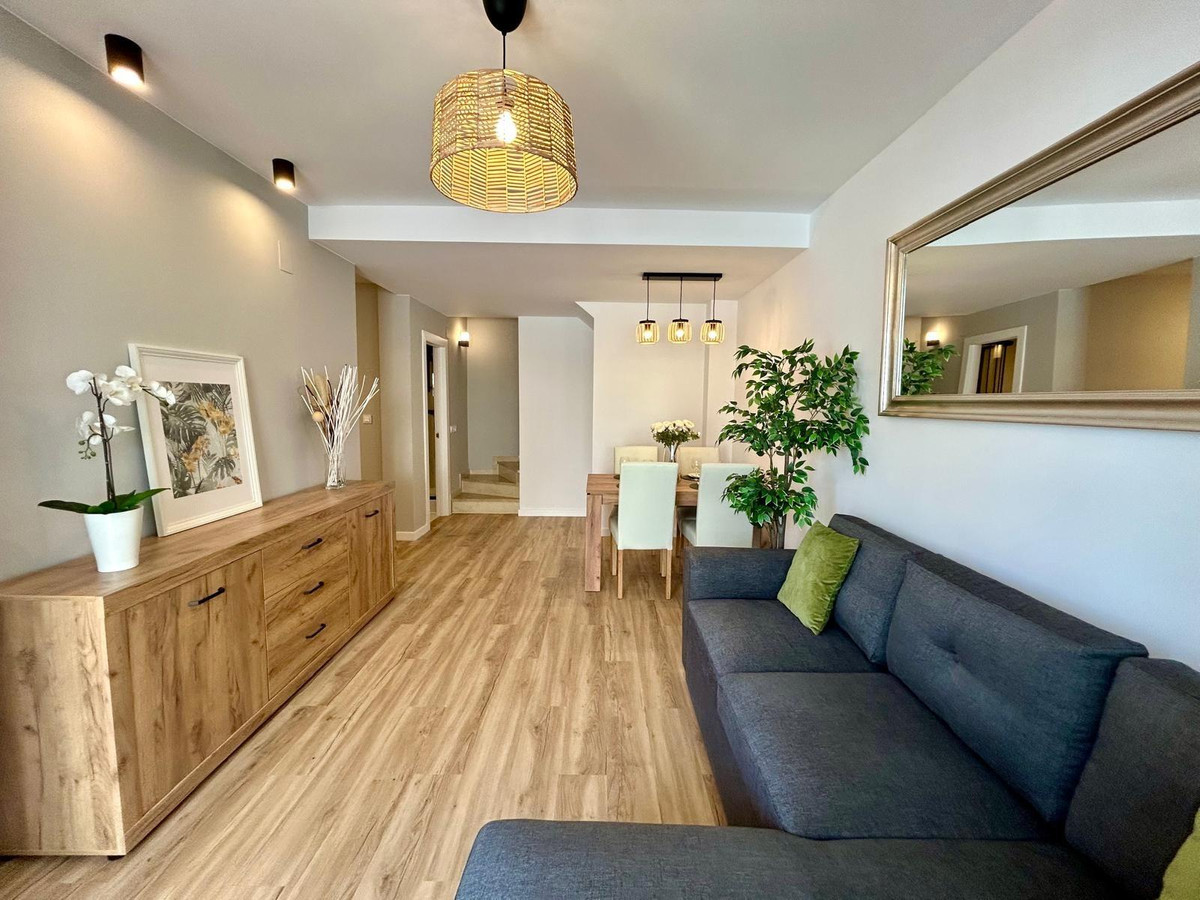 Se vende Adosada de 3 dormitorios en Costa Blanca, Alicante, España