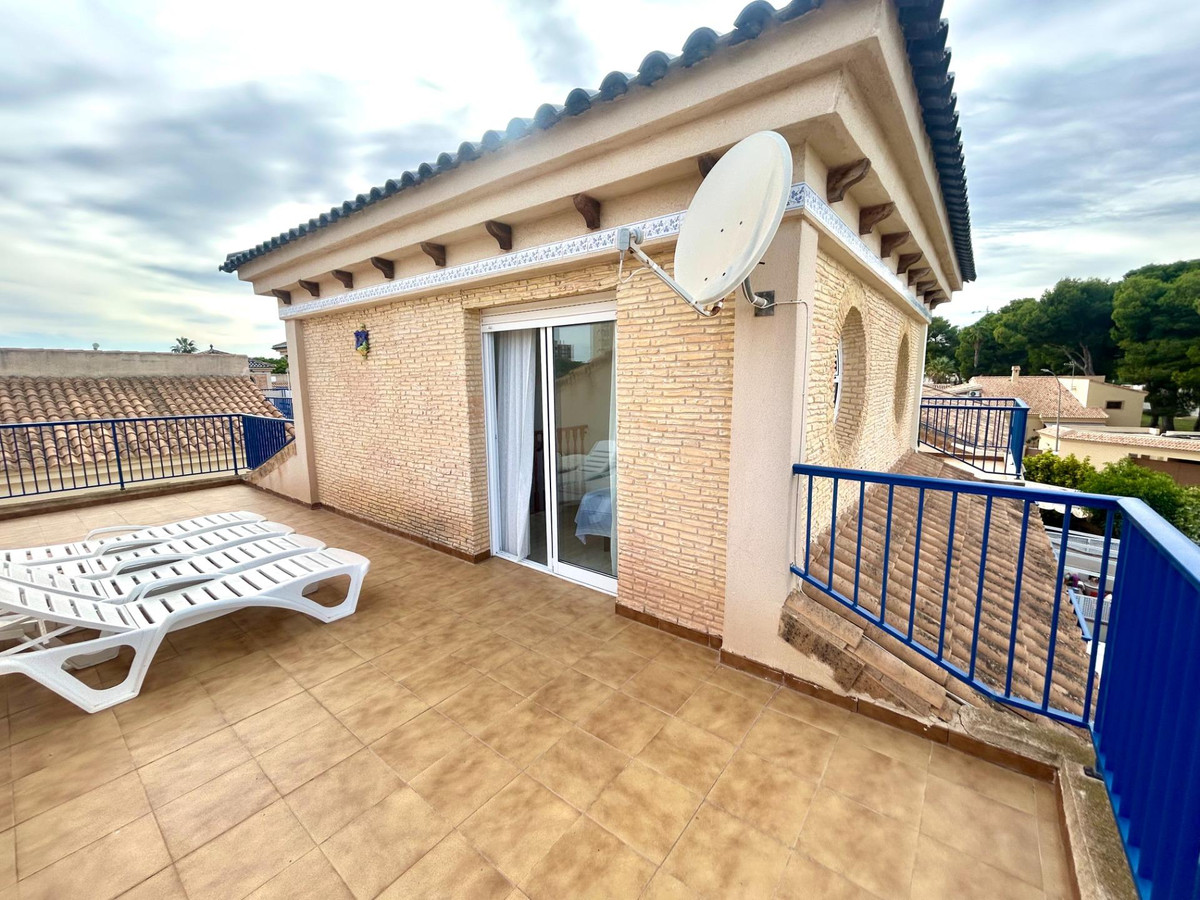 Se vende Adosada de 3 dormitorios en Costa Blanca, Alicante, España