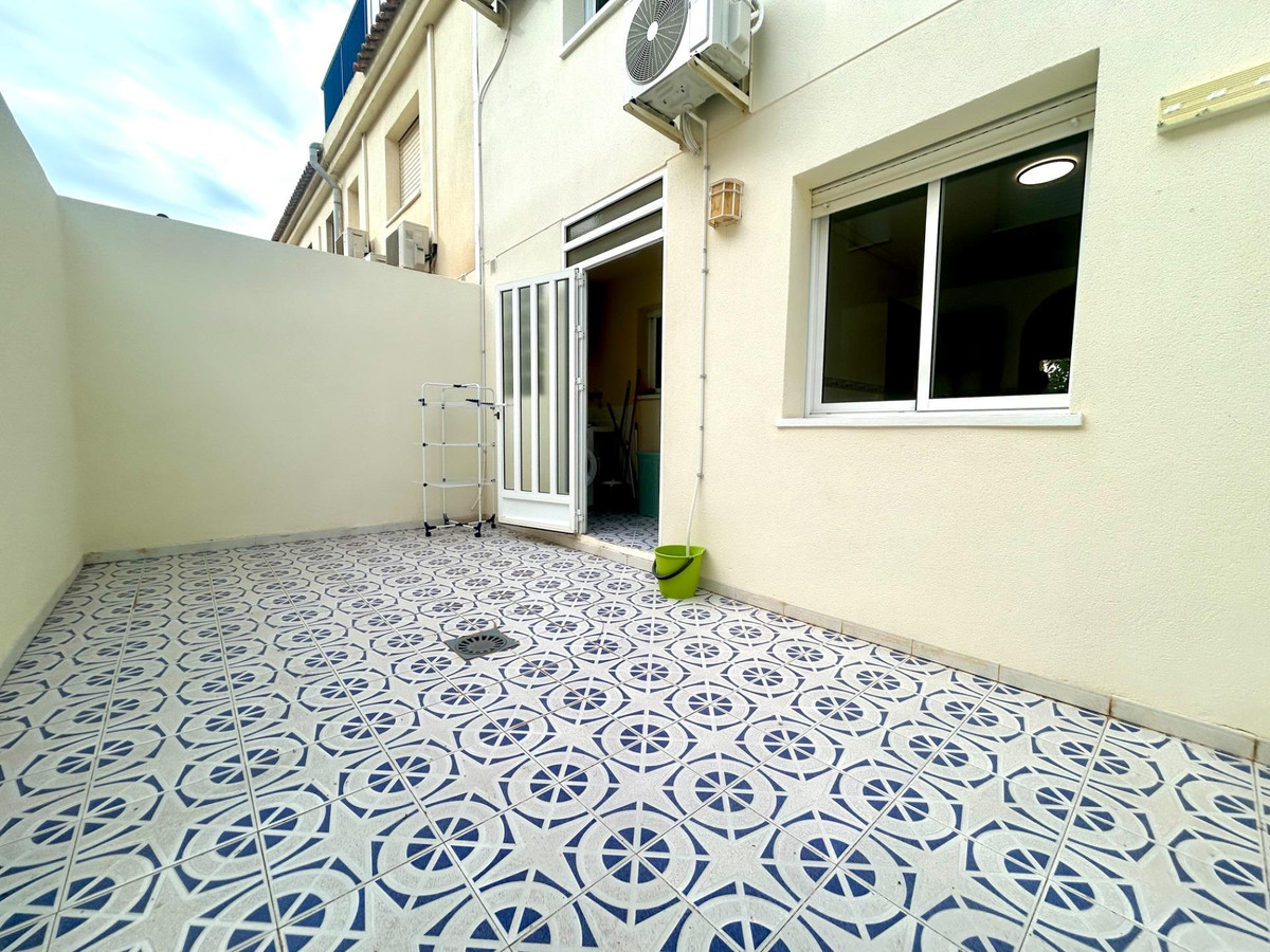 Se vende Adosada de 3 dormitorios en Costa Blanca, Alicante, España