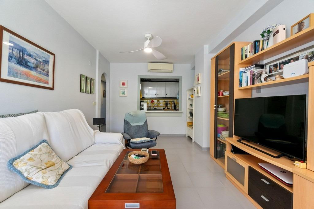 Se vende Apartamento Planta Media de 3 dormitorios en Costa Blanca, Alicante, España