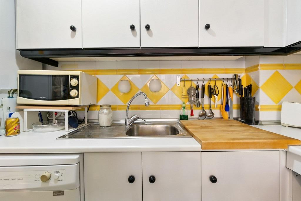 Se vende Apartamento Planta Media de 3 dormitorios en Costa Blanca, Alicante, España