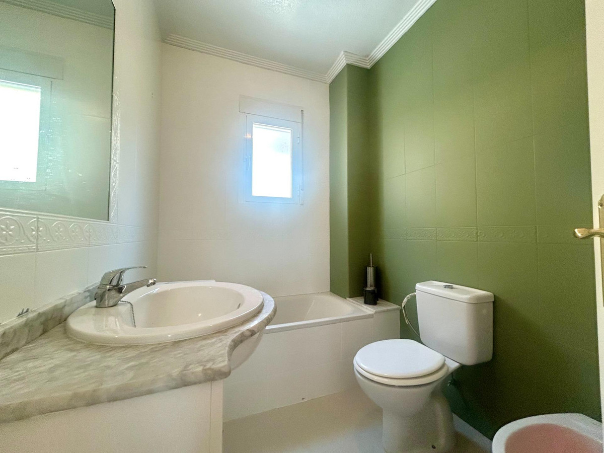 Se vende Adosada de 2 dormitorios en Costa Blanca, Alicante, España
