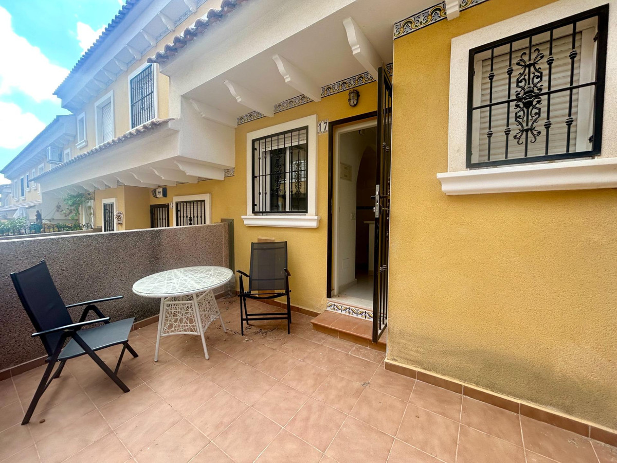 Se vende Adosada de 2 dormitorios en Costa Blanca, Alicante, España