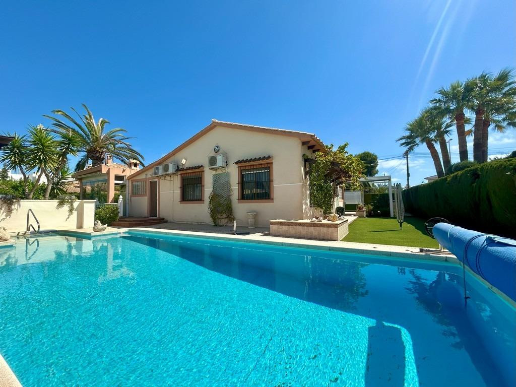 3 Bed Townhouse for sale in Orihuela Costa Costa Blanca, Alicante, Spain
