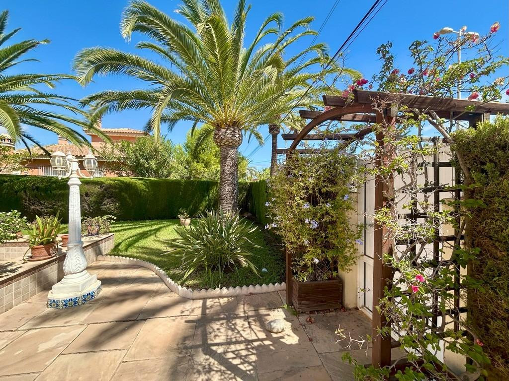 3 Bed Townhouse for sale in Orihuela Costa Costa Blanca, Alicante, Spain