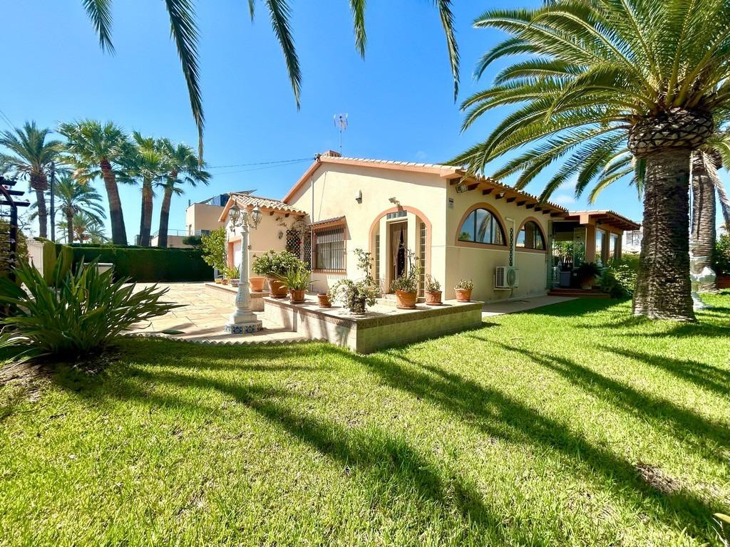 3 Bed Townhouse for sale in Orihuela Costa Costa Blanca, Alicante, Spain