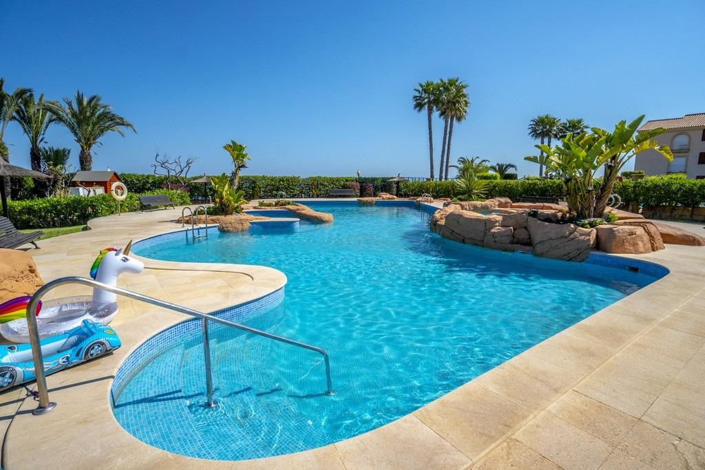 Se vende Ático de 3 dormitorios en Costa Blanca, Alicante, España