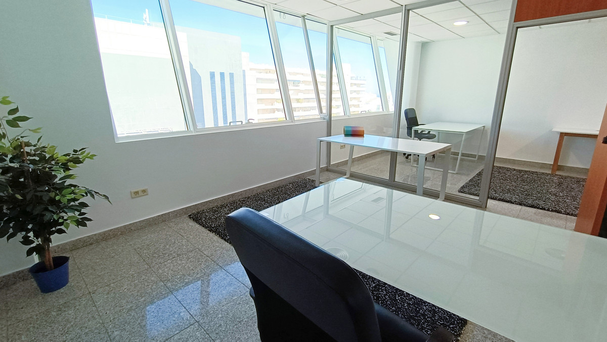 Se vende Oficina  en Costa Del Sol, Málaga, España