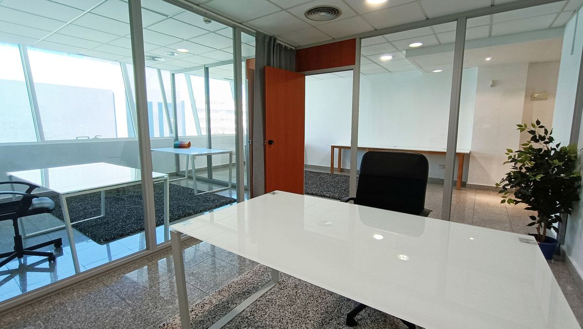 Se vende Oficina  en Costa Del Sol, Málaga, España
