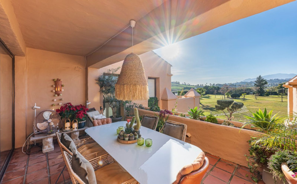 3 Bed Apartment for sale in Atalaya Costa Del Sol, Málaga, Spain