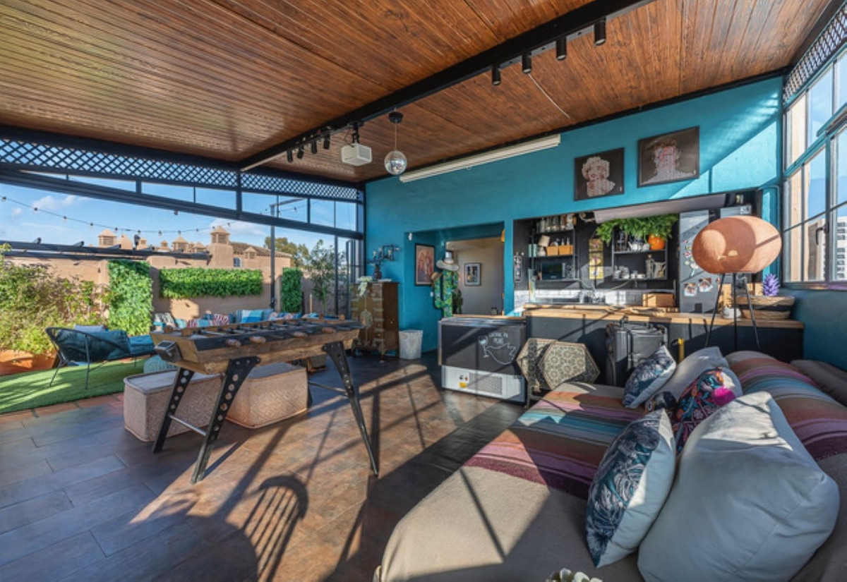 3 Bed Apartment for sale in Atalaya Costa Del Sol, Málaga, Spain