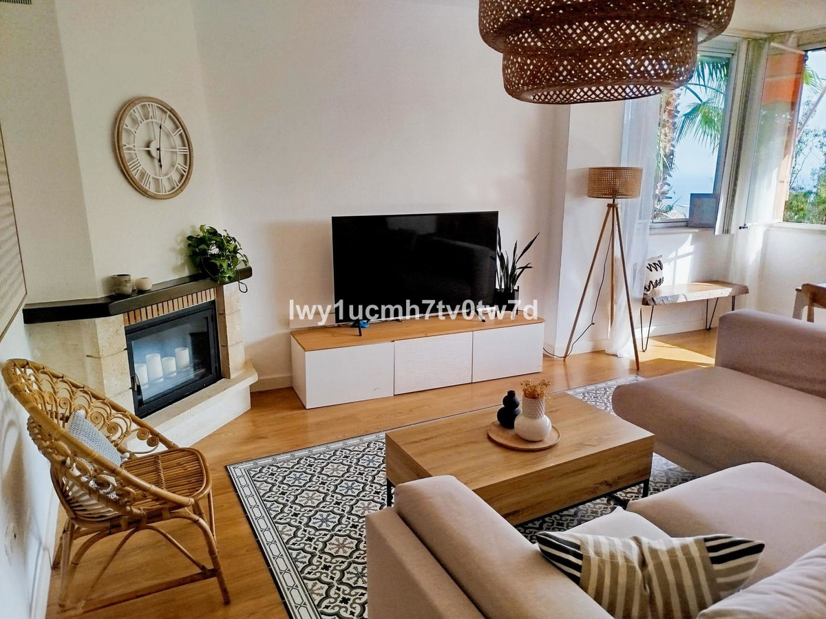 Se vende Apartamento Planta Media de 3 dormitorios en Costa Del Sol East, Málaga, España