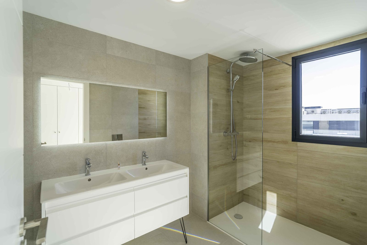 4 Bed Apartment for sale in Los Alamos Costa Del Sol, Málaga, Spain