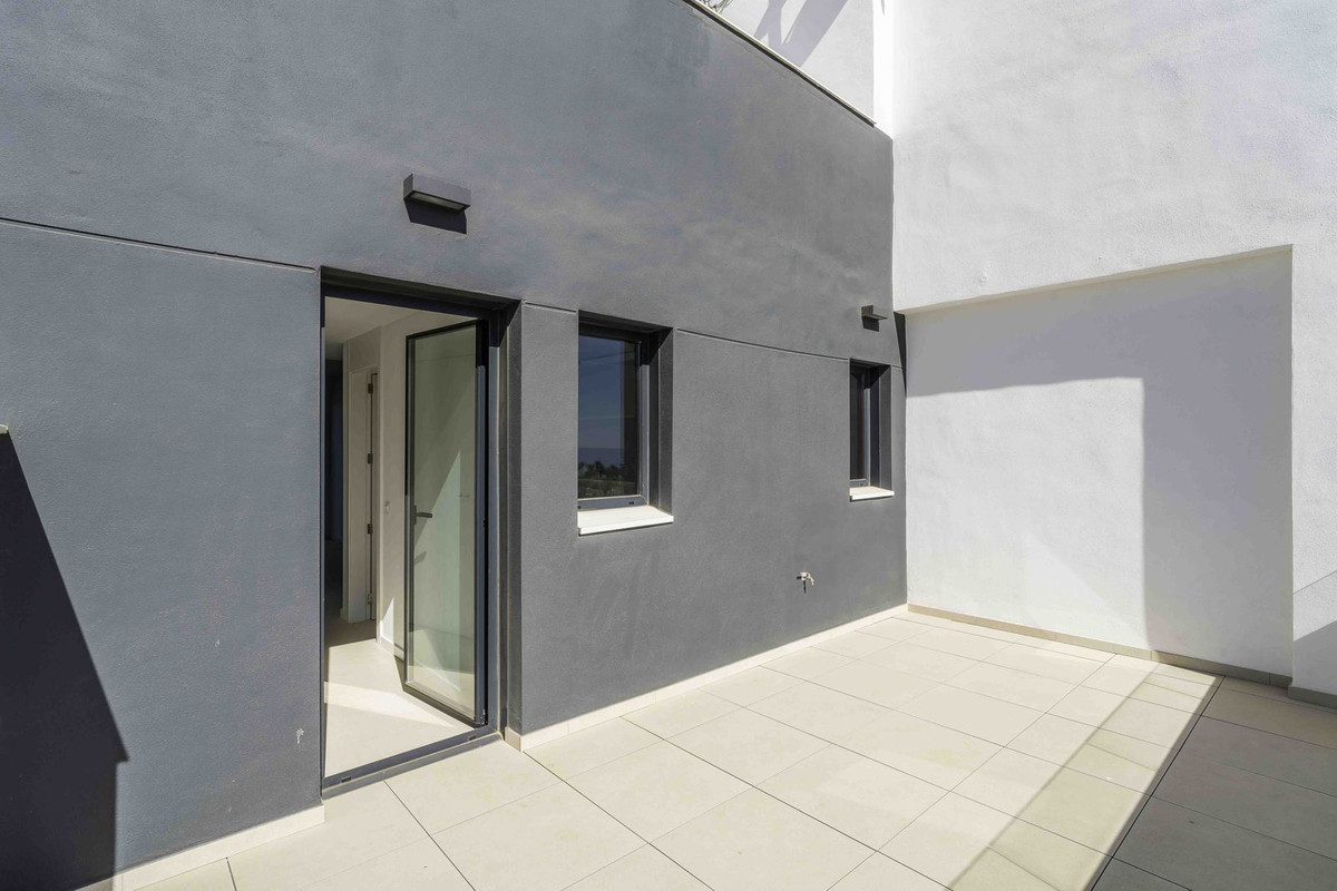 4 Bed Apartment for sale in Los Alamos Costa Del Sol, Málaga, Spain