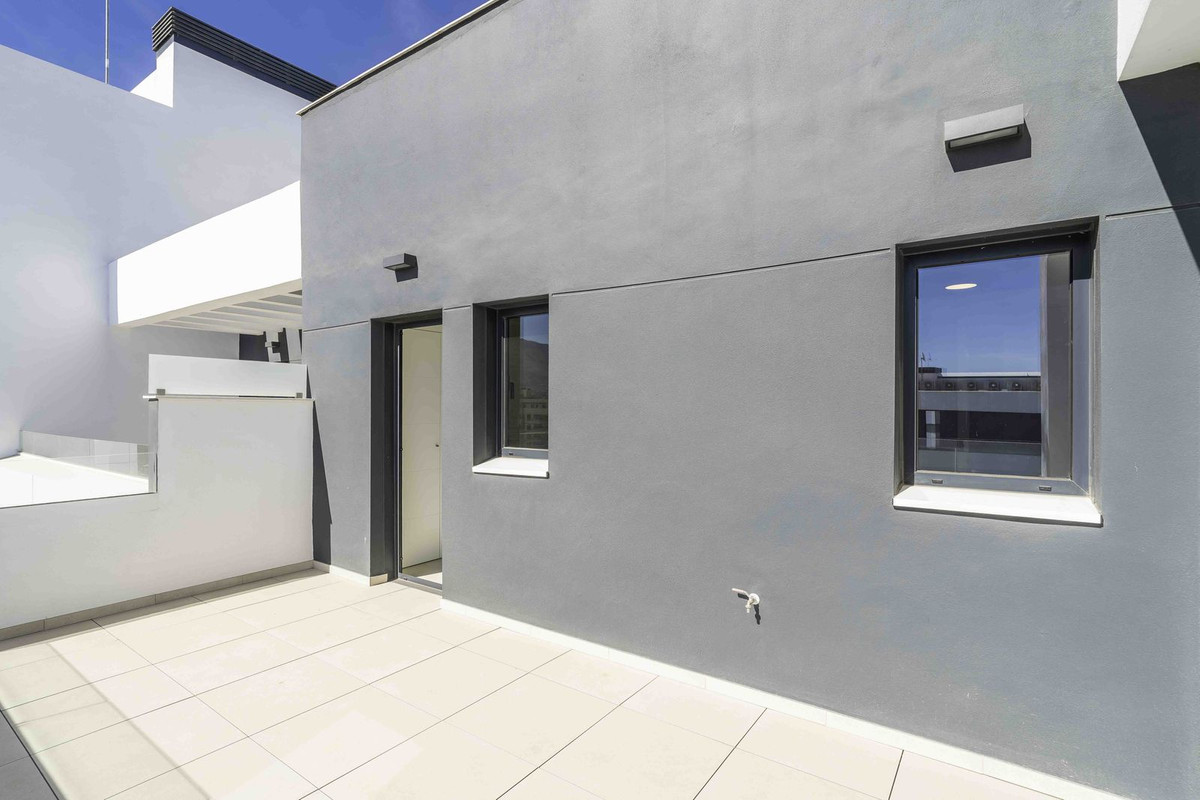 4 Bed Apartment for sale in Los Alamos Costa Del Sol, Málaga, Spain