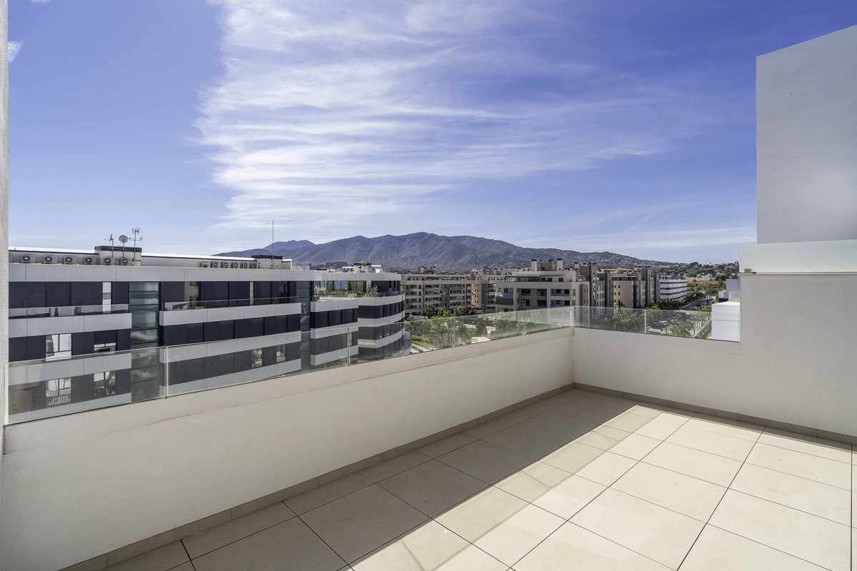 4 Bed Apartment for sale in Los Alamos Costa Del Sol, Málaga, Spain