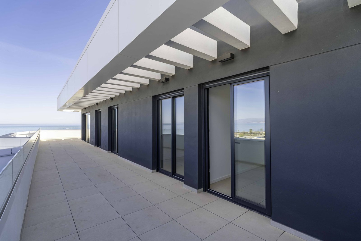 4 Bed Apartment for sale in Los Alamos Costa Del Sol, Málaga, Spain