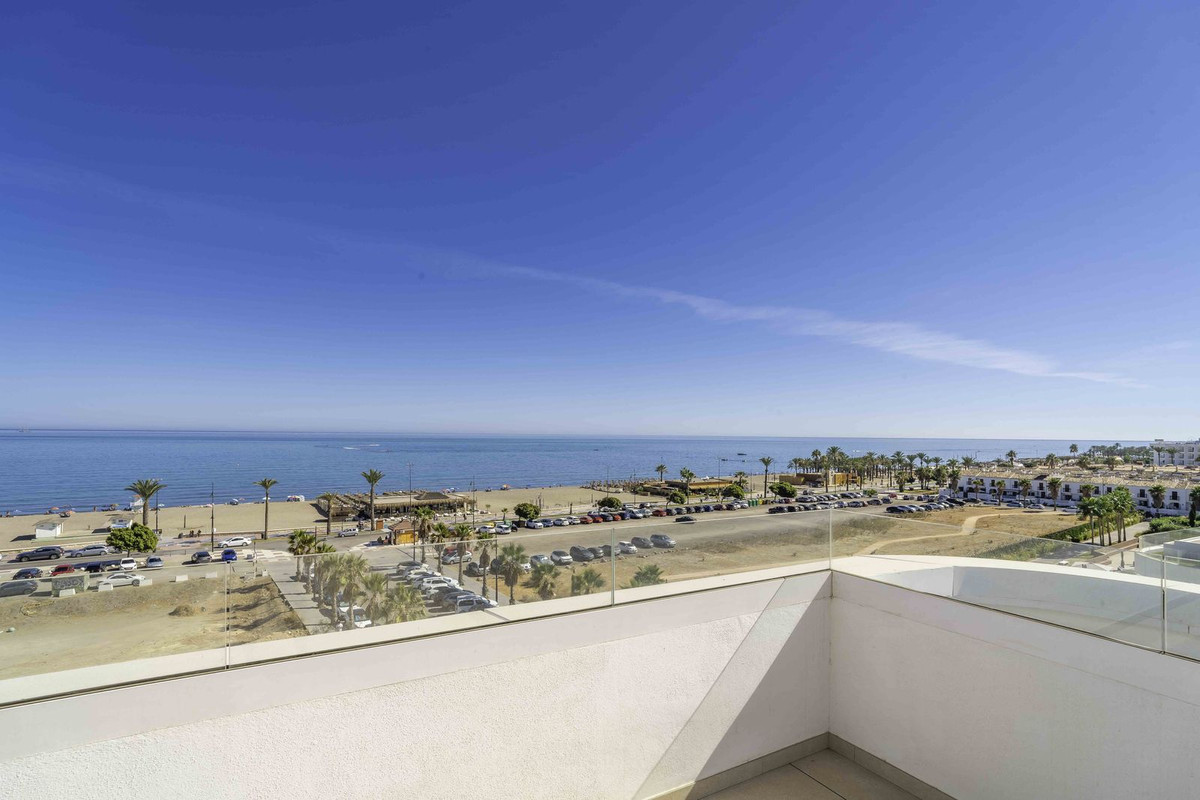 4 Bed Apartment for sale in Los Alamos Costa Del Sol, Málaga, Spain