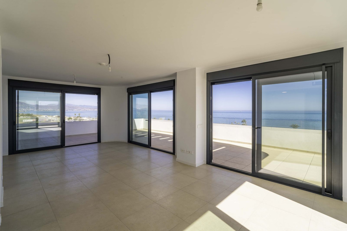 4 Bed Apartment for sale in Los Alamos Costa Del Sol, Málaga, Spain