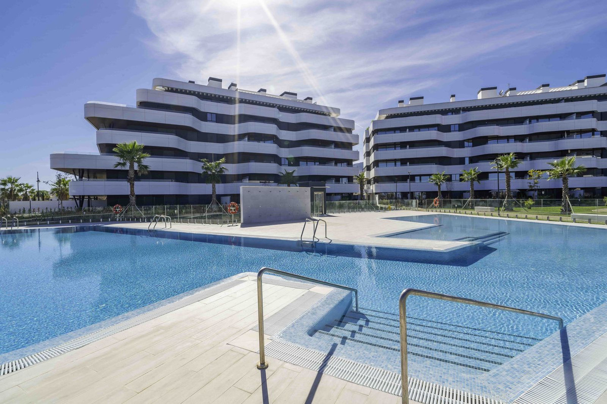 4 Bed Apartment for sale in Los Alamos Costa Del Sol, Málaga, Spain