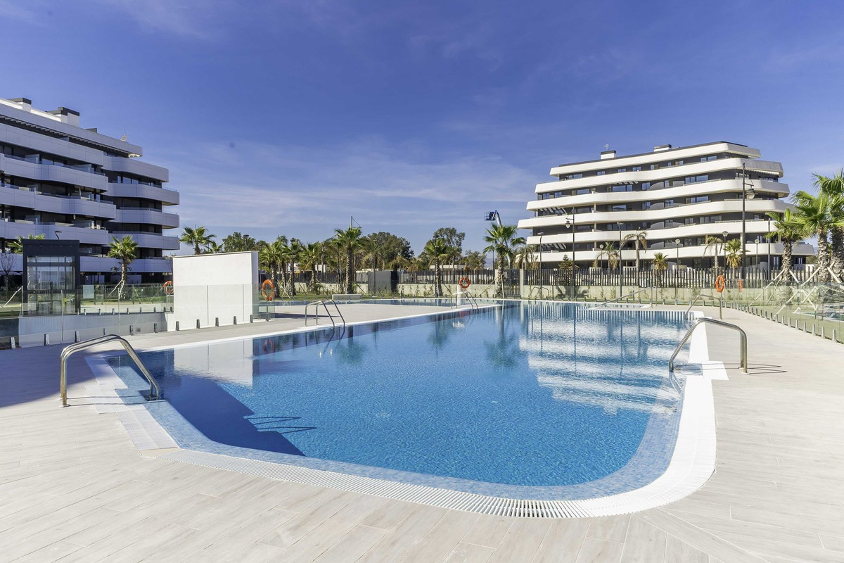 4 Bed Apartment for sale in Los Alamos Costa Del Sol, Málaga, Spain